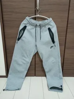 Nike グレー スウェット　パンツ S　ストレート