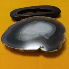 石の置物　台付き　19×12×4 1200グラム