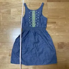 Item thumbnail for item e620ecdb-3509-435a-9222-f38afe68b5cd