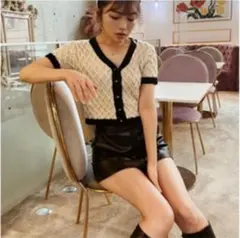 レザーボタンニットトップスのサムネイル