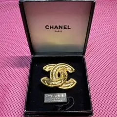 CHANEL シャネル ココマーク ブローチ いちご イチゴ ストロベリー