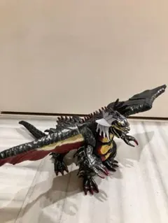 怪獣 フィギュア ソフビ ドラゴン ブラック - メルカリ
