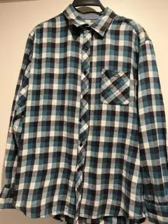 青と白のチェックネルシャツ 長袖