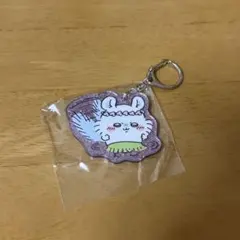 ちいかわ　ガチャガチャ　ラメアクリルキーホルダー　モモンガ