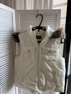 レディース　ファー付きベスト