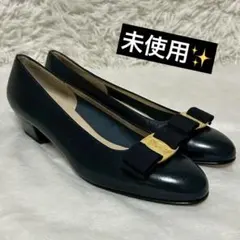 未使用✨サルヴァトーレフェラガモ　VARAリボン　パンプス