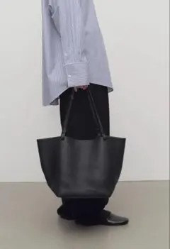 2026年最新】the row park tote threeの人気アイテム - メルカリ