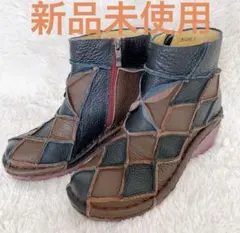 【未使用級】エスタシオン　M ショートブーツ　ブラックマルチカラー　サイドジップ 未使用級】エスタシオン M ショートブーツ ブラックマルチカラー