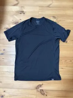 パタゴニア メンズ・キャプリーン・クール・ライトウェイト・シャツ 黒 Mサイズ