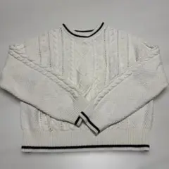 ホワイト ケーブルニットセーター XS