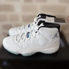 Item thumbnail for item f5d40445-6308-49be-abed-1919d8ce34f8