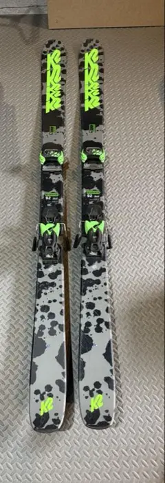 キッズ用スキー3点セットSALOMON他 ブーツ板ストック スキー3点セット ジュニア用 SALOMON サロモンのレンタル
