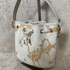 Folli Follie フォリフォリ　ハンドバッグ　巾着　PVC レザー　花柄のサムネイル