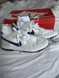 Nike ダンクハイdunk high ホワイト/ネイビー ハイカットスニーカー