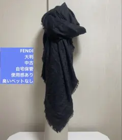 FENDI 濃紺　FFロゴ　大判約138✖️138ストール　中古　使用感あり