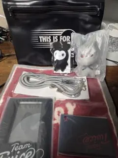 TWICE アプグレ アップグレード特典 thisisfor（※トレカなし） - メルカリ