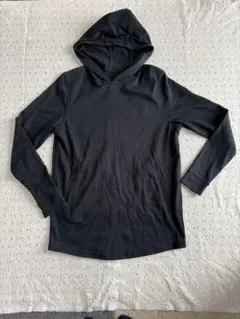 Under Armour ブラック フード付き M