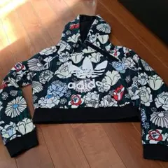 adidas 花柄 クロップドパーカー