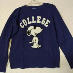 古着　子供服　スヌーピー COLLEGE 長袖カットソー ネイビー140㎝