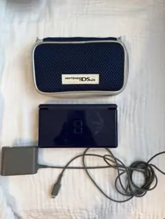 Nintendo DS Lite ダークブルー 充電器・ケース付き