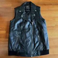 ZARA ラムレザー 羊革 皮　ダブルライダース ベスト 黒 M 中綿入り