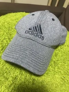 adidas キャップ グレー