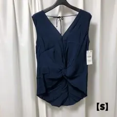 【新品】ZARA BASIC 胸開き　タンクトップ　ノースリーブ　Sのサムネイル