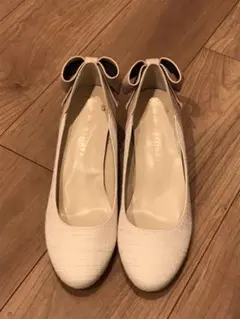 リボンパンプス　バニティビューティ
