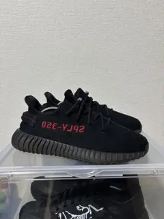 adidas YEEZY BOOST 350 V2 Blackのサムネイル