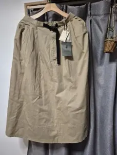 スタジオクリップ ベージュ フレアスカート