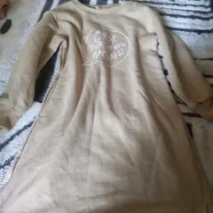 ベージュ 長袖 ワンピース