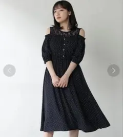 Honey's ネイビー 花柄 肩あきワンピース