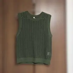 ユニクロ　メッシュクルーネックショートセーター　ノースリーブ　ニットベスト