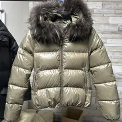 DUVETICA オリーブ ダウンジャケット 38