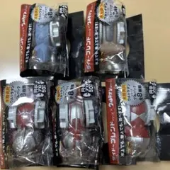 Item thumbnail for item e899e872-bdbf-4d40-b96b-8a875a970404