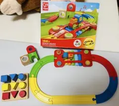 Hape かさねてのぞいてサウンドレール & 形状パズル　知育玩具のサムネイル