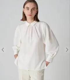 クリアデシン カラーブラウス　トゥモローランド