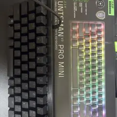 Razer Huntsman V3 Pro Mini ゲーミングキーボード