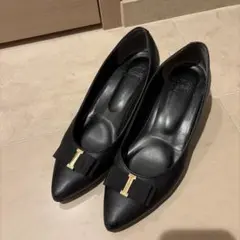 DIANAパンプス