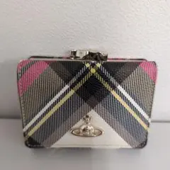 ヴィヴィアン ウエストウッド　三つ折り財布