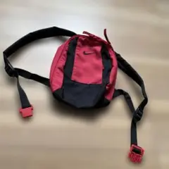 Nike 赤黒 リュック