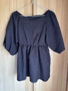 【新品未使用】チュニックトップス バルーンスリーブ ジャガード 黒