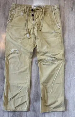 Abercrombie & Fitch 薄いイエロー ダメージ加工チノパン