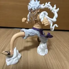 ワンピース ルフィ フィギュア 雲のエフェクト付き
