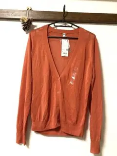 ユニクロ UNIQLO ライトVネックカーディガン　新品未使用