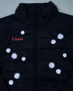 アメリカン乗り様　花刺繍入りのパテッドジャケット