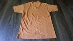 UNIQLO半袖Tシャツオレンジ