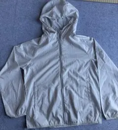 h*i様 ユニクロ　UNIQLO　ポケッタブルパーカー　グレー　150