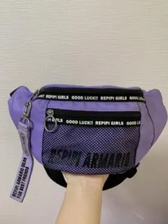 REPIPI ARMARIO ボディバッグ パープルおまけ付きのサムネイル