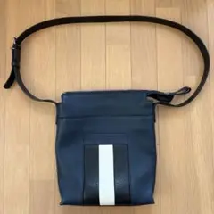 BALLY ショルダーバッグ　レザーネイビー